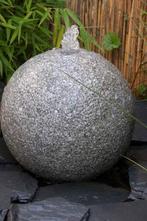 Grosse boule fontaine extérieur en granit Neuve H: 60 cm, Granit, Fontaine