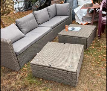 Gloednieuwe loungeset Narbonn beschikbaar voor biedingen