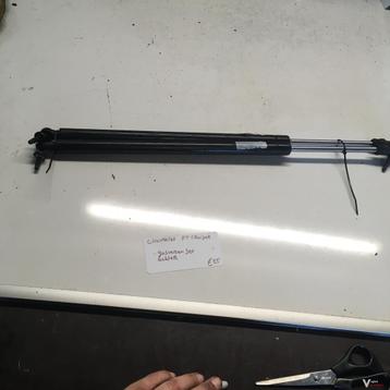 Chevrolet PT Cruiser Gasveren set achterklep beschikbaar voor biedingen
