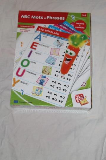 Nieuw verpakt abc-spel beschikbaar voor biedingen