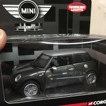 Mini miniaturen 1:36 beschikbaar voor biedingen