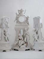 Biscuitporselein garnituur – Georg Gräflich (GG, Antiek en Kunst, Ophalen