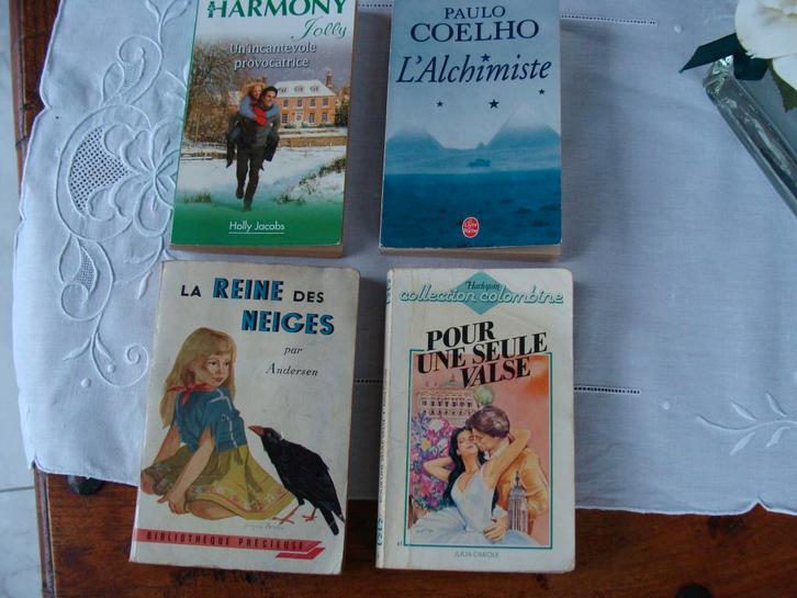 4 anciens livres de poche, romans anciens, Livres, Romans, Comme neuf, Europe autre, Enlèvement ou Envoi