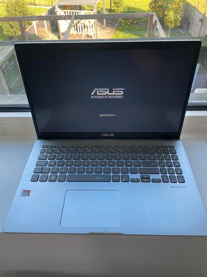 Asus Vivobook 15" AMD A9, Computers en Software, Windows Laptops, Gebruikt, 15 inch, SSD, 3 tot 4 Ghz, 8 GB, Azerty, Ophalen
