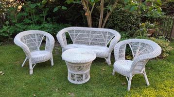 Retro rotan salon / tuinset  beschikbaar voor biedingen