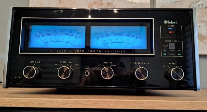 McIntosh MC2255, Audio, Tv en Foto, Versterkers en Ontvangers, Refurbished, Stereo, 120 watt of meer, Overige merken, Ophalen