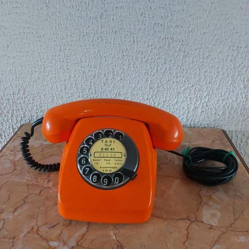 Oude telefoon met draaiknop, POST-FETAP 611 - 2a van Sie, Telecommunicatie, Vaste telefoons | Niet Draadloos, Zo goed als nieuw