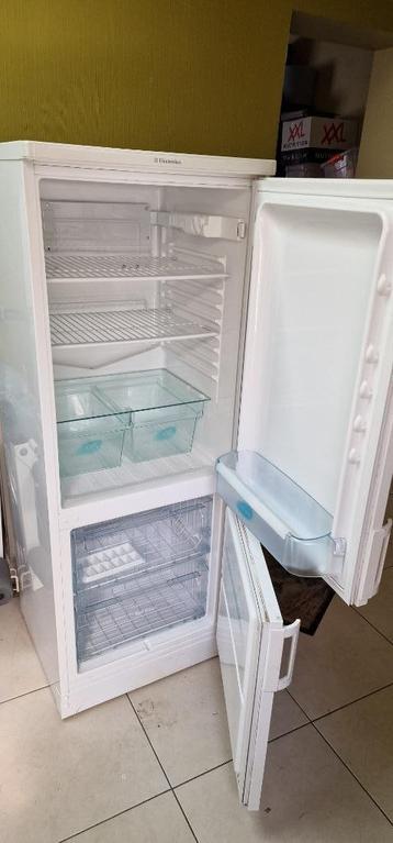 frigo diepvries combinatie, Ophalen, 150 tot 200 liter, Gebruikt, Met aparte vriezer
