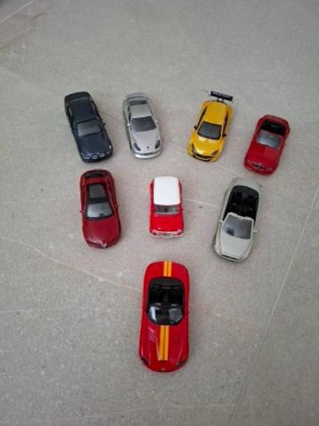 verschillende auto's (schaal 1/43) beschikbaar voor biedingen