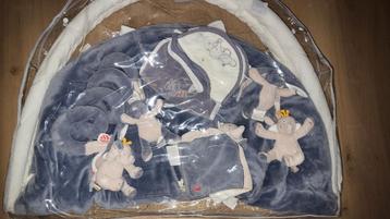 Pakket Nattou blauw (speelboog, boxspiraal, doudou, slabben) beschikbaar voor biedingen