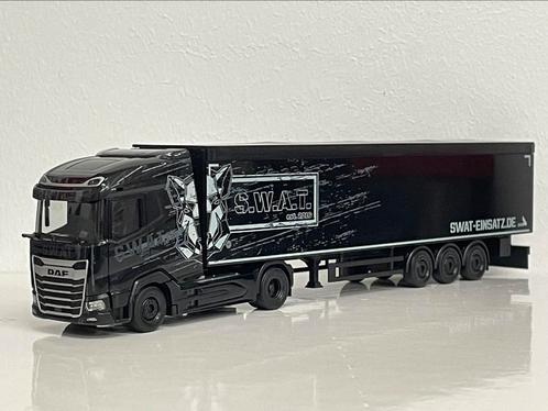 Herpa DAF XG S.W.A.T.  1/87, Hobby en Vrije tijd, Modelauto's | 1:87, Zo goed als nieuw, Bus of Vrachtwagen, Herpa, Ophalen of Verzenden