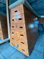 Turnplinthe - plinthe d'école - armoire gonflable., Sports & Fitness, Gymnastique, Enlèvement, Utilisé, Matériel