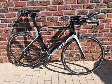 Felt B16 Triathlonfiets beschikbaar voor biedingen