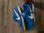 Zaalvoetbal schoenen 44.5 Nike, Sport en Fitness, Ophalen of Verzenden, Zo goed als nieuw
