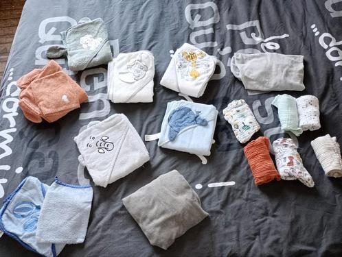 Lot de textiles pour bébé, Kinderen en Baby's, Badjes en Verzorging, Gebruikt, Overige typen, Overige merken, Standaard
