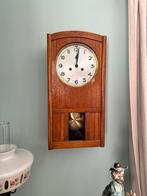 Antieke klok 3, Enlèvement