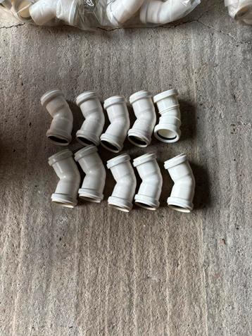 PVC hulpstukken 50 mm beschikbaar voor biedingen