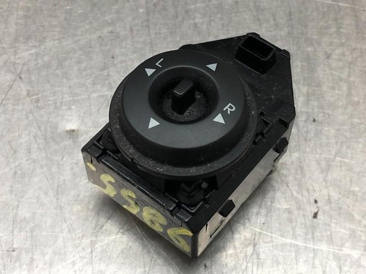 SPIEGEL SCHAKELAAR Kia Venga (01-2010/03-2019) (|457480|), Auto-onderdelen, Dashboard en Schakelaars, Kia, Gebruikt