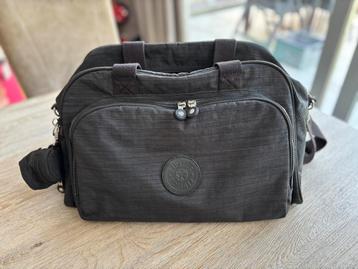 Luiertas Kipling beschikbaar voor biedingen