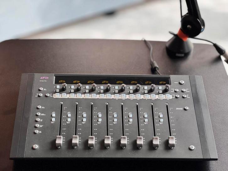 Avid Artist Mix controller, Audio, Tv en Foto, Professionele apparaten, Gebruikt, Ophalen of Verzenden