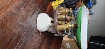 Antieke weegschaal beschikbaar voor biedingen