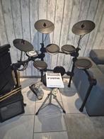 Elekdrum Fame DD-5500 Pro+Roland Cube 15 (compleet), Ophalen, Zo goed als nieuw, Roland, Elektronisch