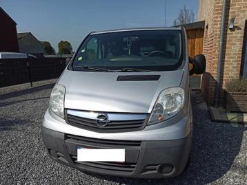 Opel Vivaro diesel 2 L  11/2012