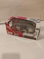 Maisto Volkswagen Samba bus 1/25, Hobby en Vrije tijd, Modelbouw | Auto's en Voertuigen, Auto, Groter dan 1:32, Zo goed als nieuw