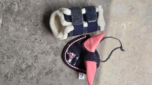 Leuk setje met oornetje en peeskappen, Dieren en Toebehoren, Paarden en Pony's | Hoofdstellen en Tuigage, Zo goed als nieuw, Ophalen