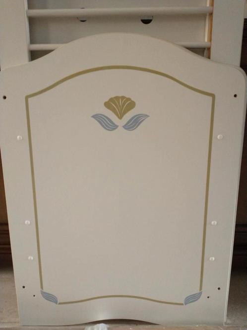 Kinderbedje met bekleding, Kinderen en Baby's, Babywiegjes en Ledikanten, Ophalen