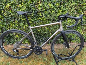 J.Guillem titanium Orient (54) ultegra DI2 als nieuw, Enlèvement, Comme neuf, Titane