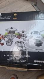 16 delige cookware set AMC Ongebruikt Swiss quality control, Huis en Inrichting, Keuken | Potten en Pannen, Ophalen, Pannenset