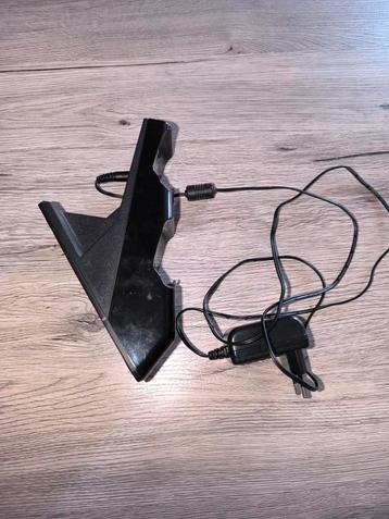 Oplaadstation voor PlayStation 4-controller  beschikbaar voor biedingen