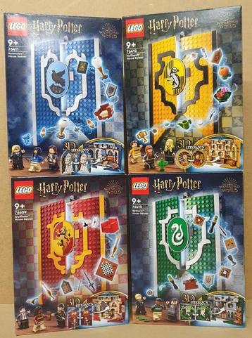 LEGO Harry Potter - 76409, 76410, 76411, 76412 House Banners beschikbaar voor biedingen