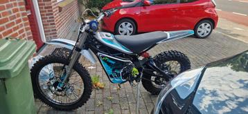 Grote snelle crossmotor elektrisch beschikbaar voor biedingen