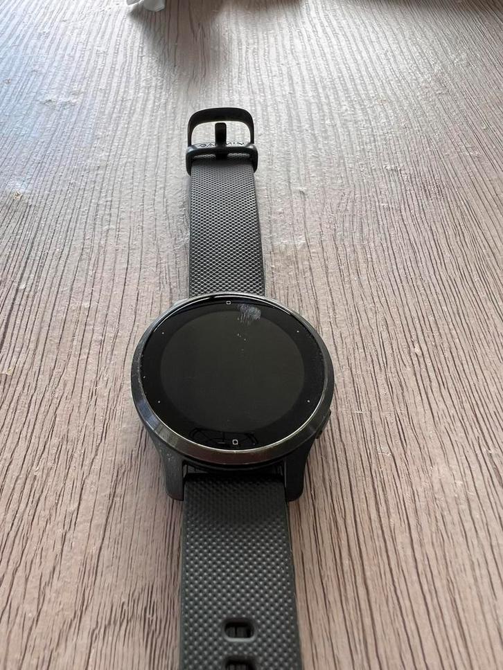 Garmin Venu 2S - GPS sporthorloge met muziekfunctie, Handtassen en Accessoires, Smartwatches, Gebruikt, Grijs, Afstand, Calorieverbanding