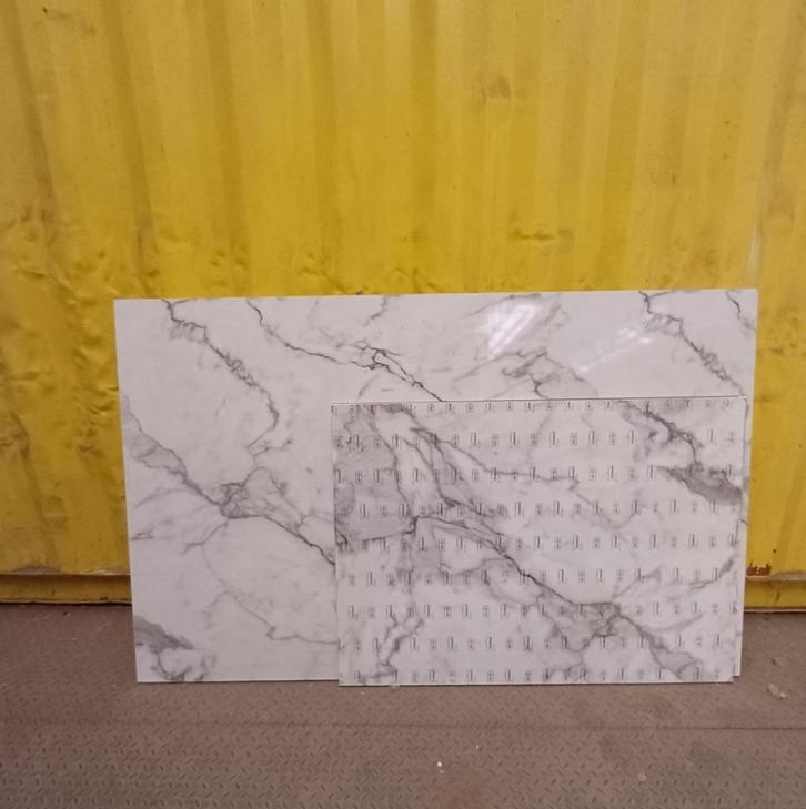 MDF plaat met mooie marmer look, Doe-het-zelf en Bouw, Hout en Planken, Zo goed als nieuw, Ophalen