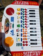 Kinderpiano met diverse muziekjes zoals de dieren, Ophalen, Gebruikt