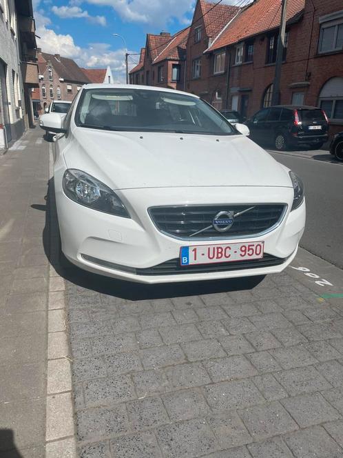 Volvo 40 ice white, Auto's, Volvo, Particulier, V40, ABS, Airbags, Airconditioning, Alarm, Bluetooth, Boordcomputer, Centrale vergrendeling