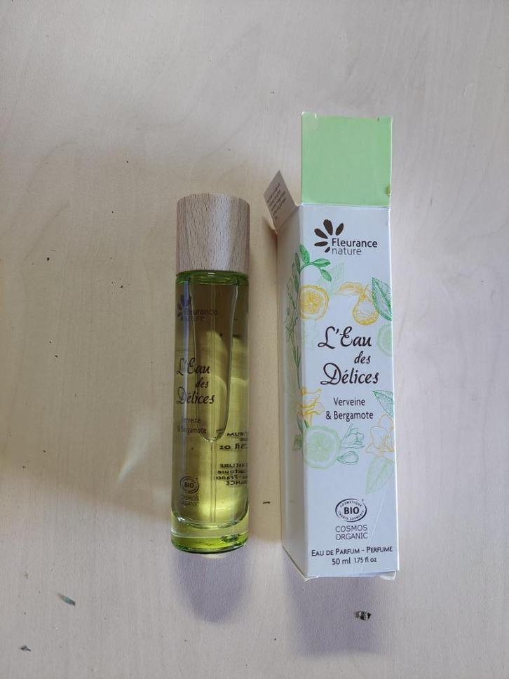 Eau de Parfum 50ml L'Eau des Delices Verbena & Bergamot, Verzamelen, Parfumverzamelingen, Nieuw, Parfumfles, Gevuld, Ophalen