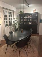 Zwarte ovale tafel (220 x 110cm) met 8 bijpassende stoelen, Huis en Inrichting, Ophalen, Zo goed als nieuw, Ovaal