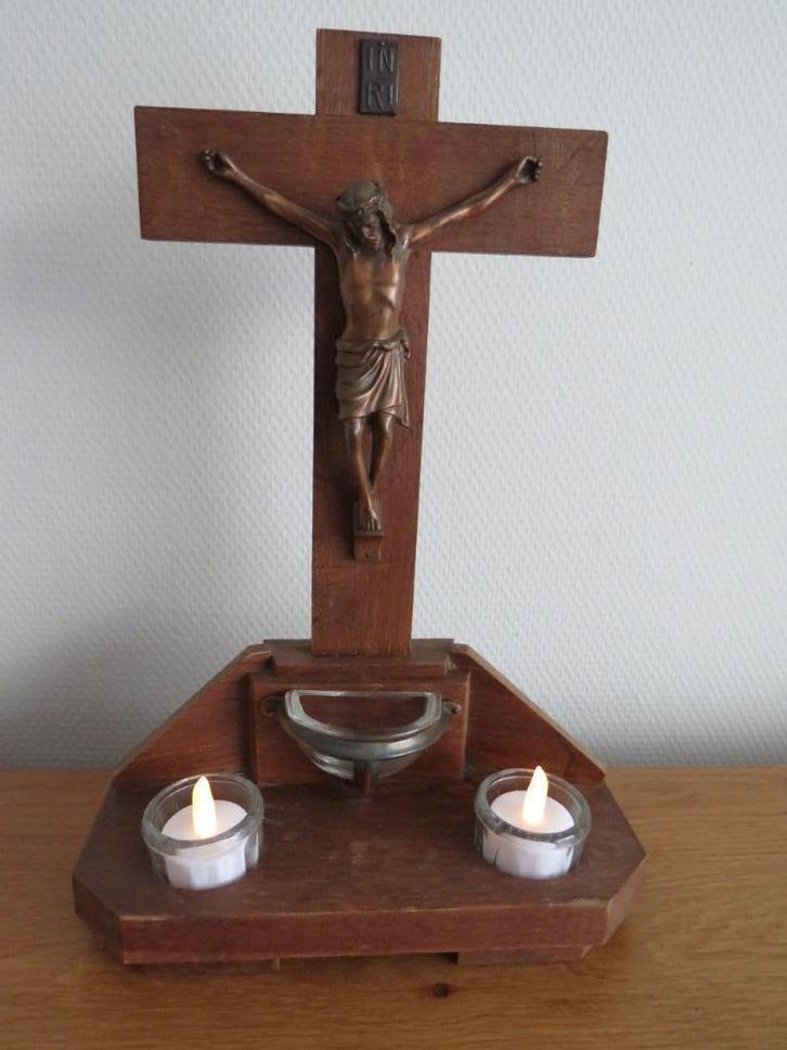 Kruisbeeld, Antiek en Kunst, Antiek | Religieuze voorwerpen, Ophalen of Verzenden