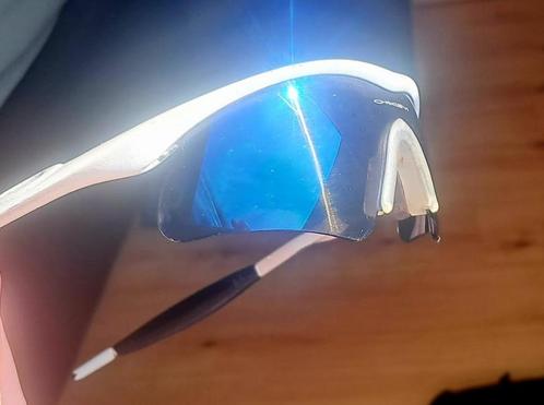 Oakley PRO M Frame - Iconisch sportmodel met 3 lenzen, Handtassen en Accessoires, Zonnebrillen en Brillen | Heren, Gebruikt, Zonnebril