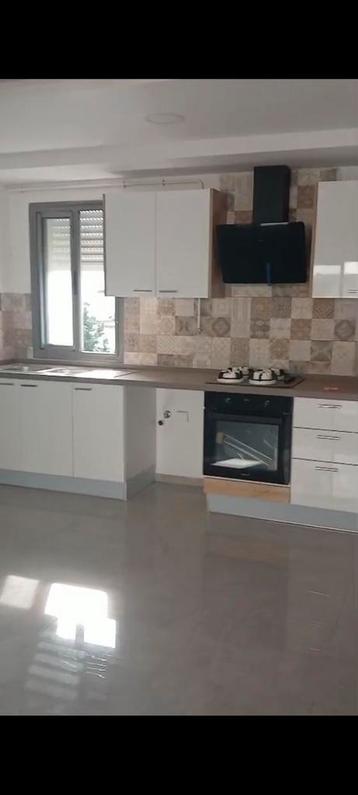 Blijkbaar 2 slaapkamers in een residentie met zwembad Tunesi beschikbaar voor biedingen