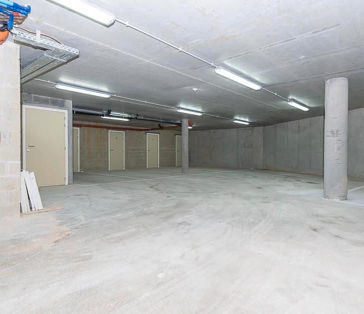 Binnenstaanplaats Vilvoorde, Immo, Garages en Parkeerplaatsen