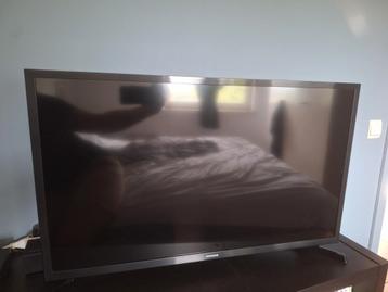 Samsung T5300 TV 32 inch + Samsung HW-T420 beschikbaar voor biedingen