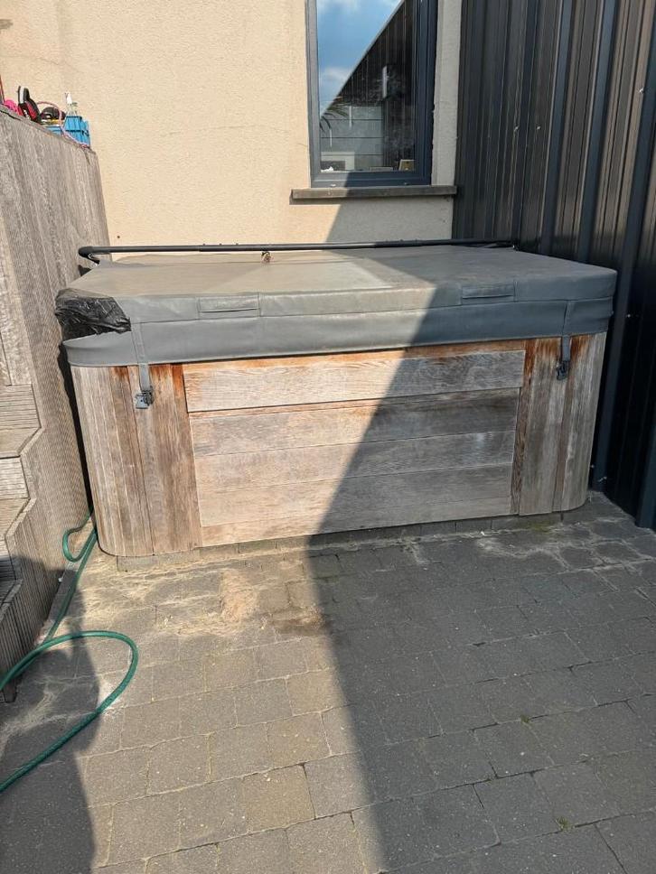 Jacuzzi 4Seasons Spa - 5 plaatsen, Jardin & Terrasse, Jardin & Terrasse Autre, Utilisé, Enlèvement