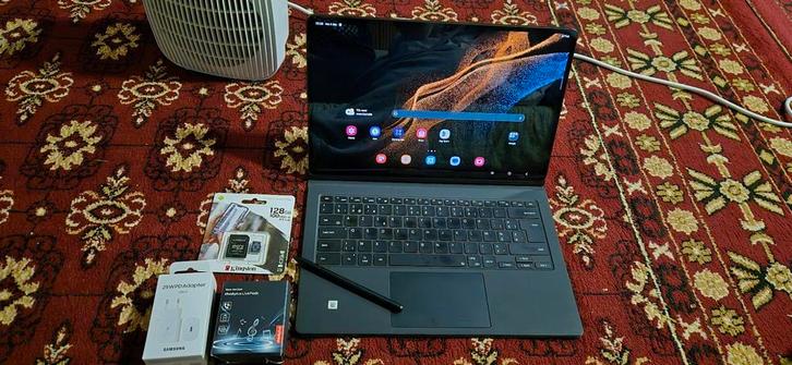 Samsung galaxy s8 ultra 5g. Met toetsenbord en accessoires, Computers en Software, Android Tablets, Zo goed als nieuw, Uitbreidbaar geheugen