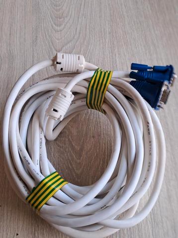 Vga kabel computer / monitor  beschikbaar voor biedingen