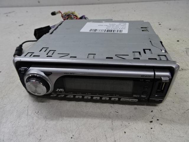 RADIO Volkswagen Polo IV (9N1 / 2/3) (01-2001/12-2012), Auto-onderdelen, Overige Auto-onderdelen, Volkswagen, Gebruikt